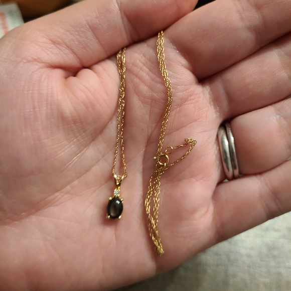 14kt gold star sapphire necklace - Picture 4 of 4